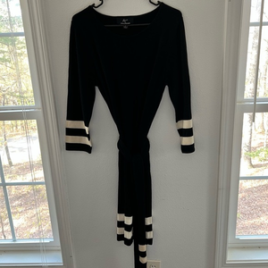 Nina Leonard Sweater Dress‎
